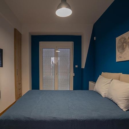 Maxblue 2 Apartment Piraeus Luaran gambar