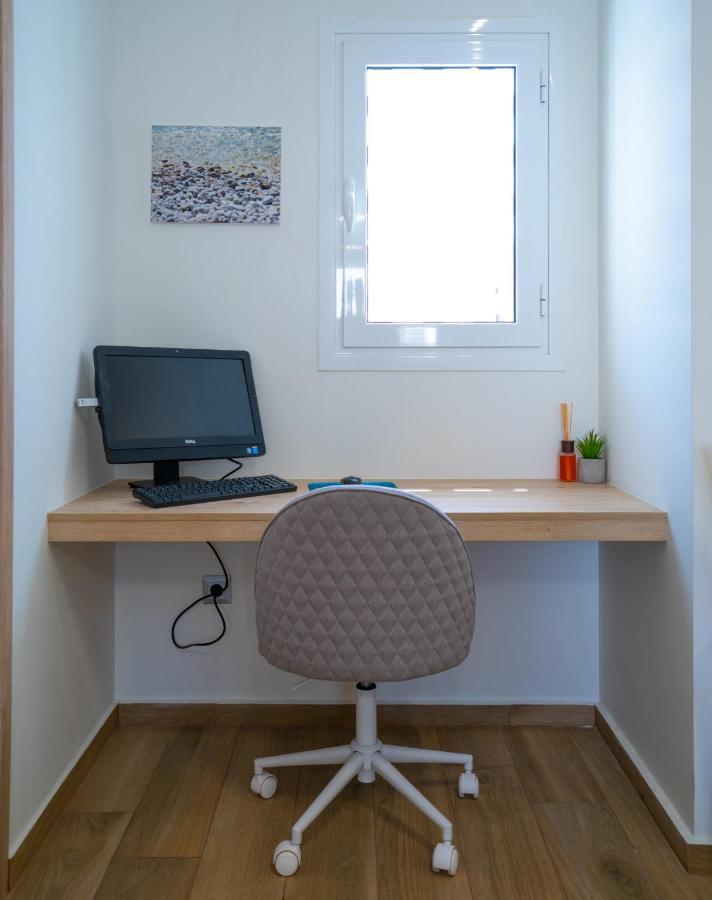 Maxblue 2 Apartment Piraeus Luaran gambar